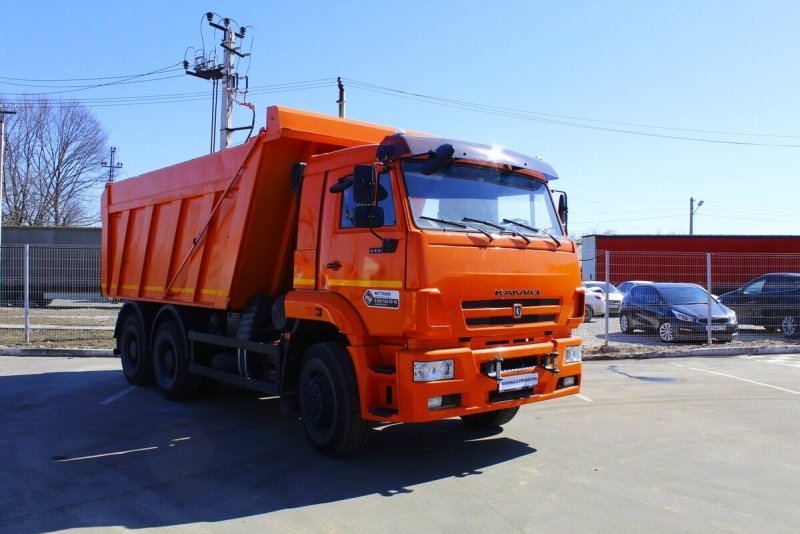 КАМАЗ 65206 контейнеровоз