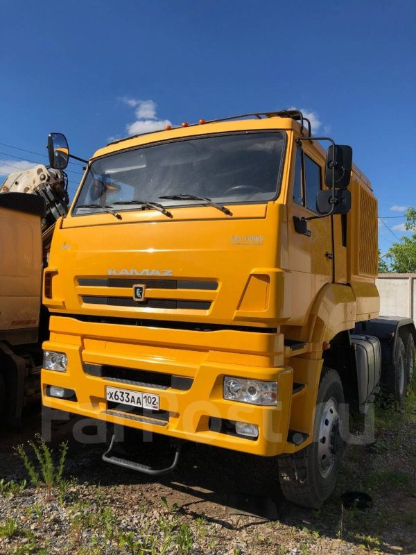 КАМАЗ 65226 тягач