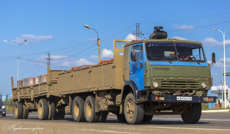 КАМАЗ 5320 учебный