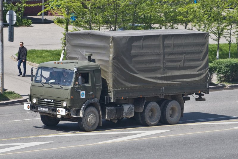 КАМАЗ 5320 военный бортовой
