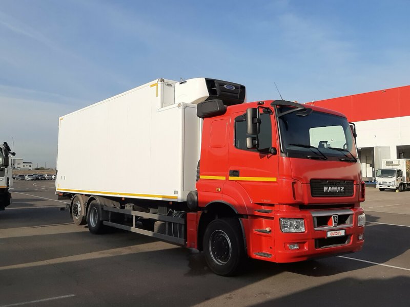 КАМАЗ 65208