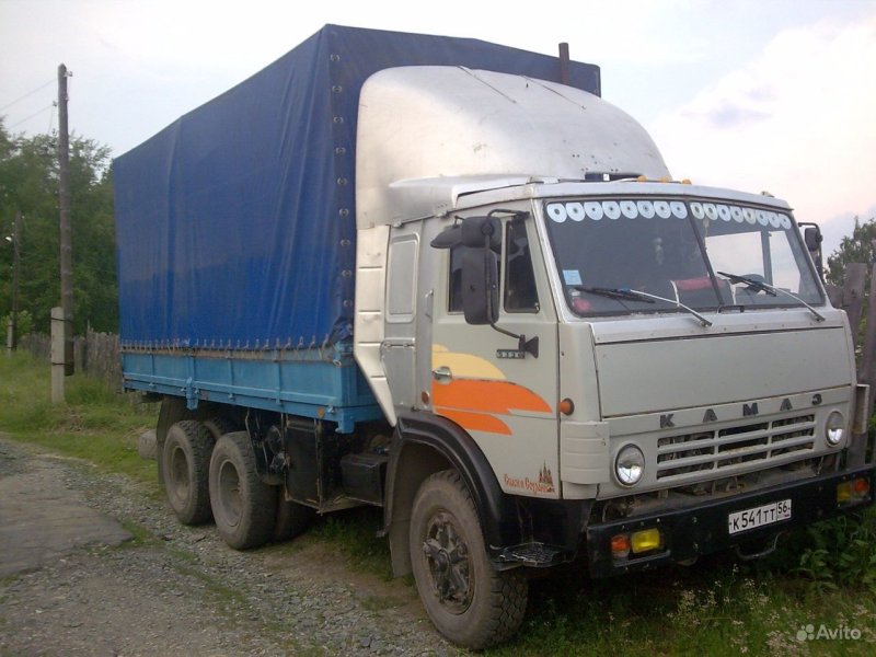 КАМАЗ 5320 бортовой тентованный