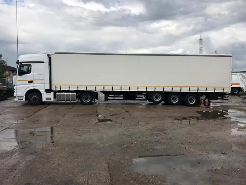 Тягач КАМАЗ 54901 С полуприцепом