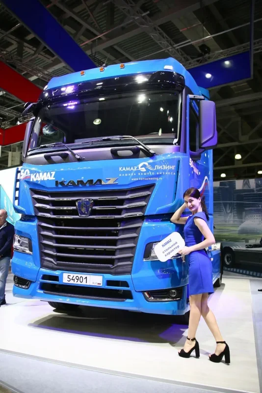 Тягач КАМАЗ-54901