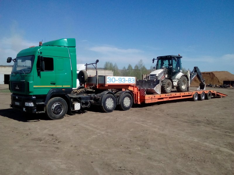 МАЗ-5440 седельный тягач с тралом