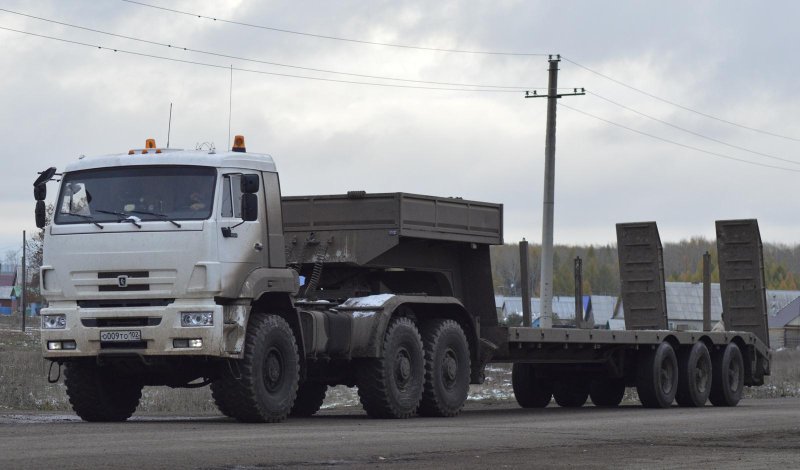 КАМАЗ 65221 тягач