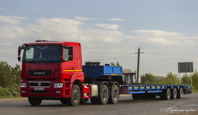 КАМАЗ 65806 С тралом
