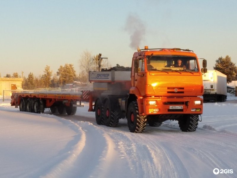 КАМАЗ 65225 С тралом