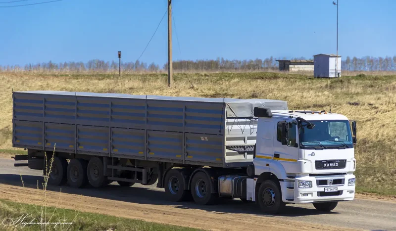КАМАЗ 5490 Нео полуприцеп зерновоз