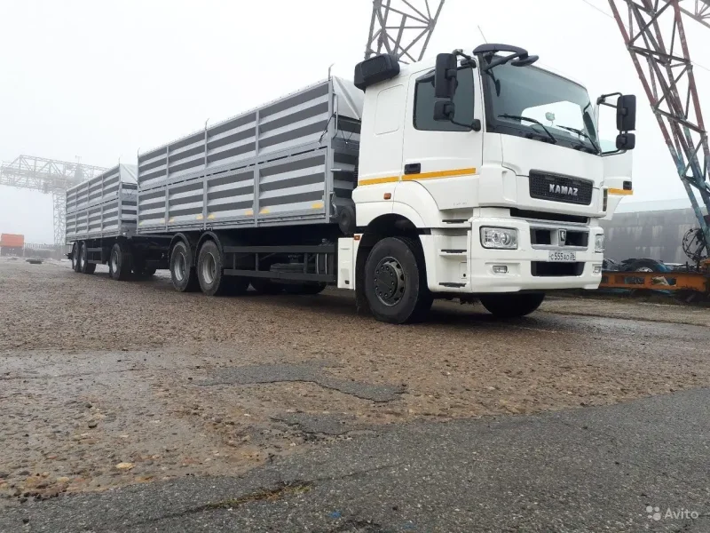 КАМАЗ 65207 s5 зерновоз