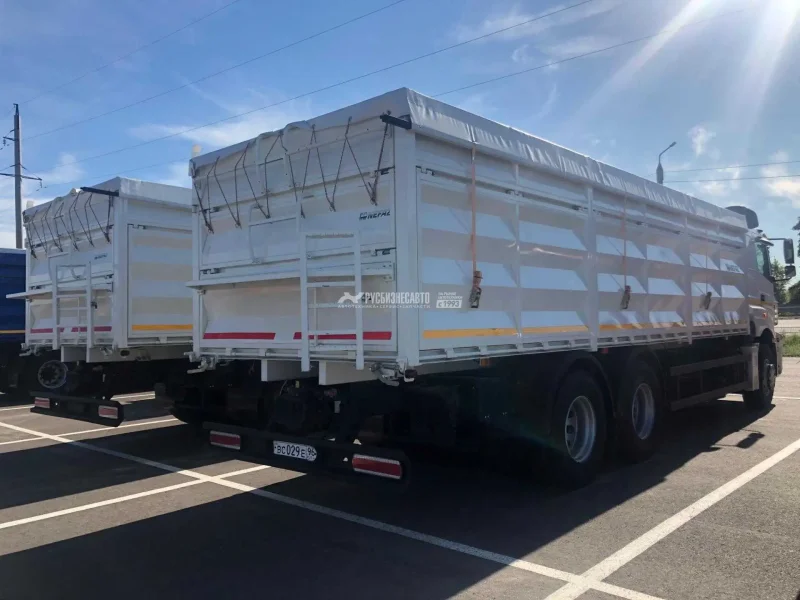 КАМАЗ 65207-85002-87 зерновоз s5