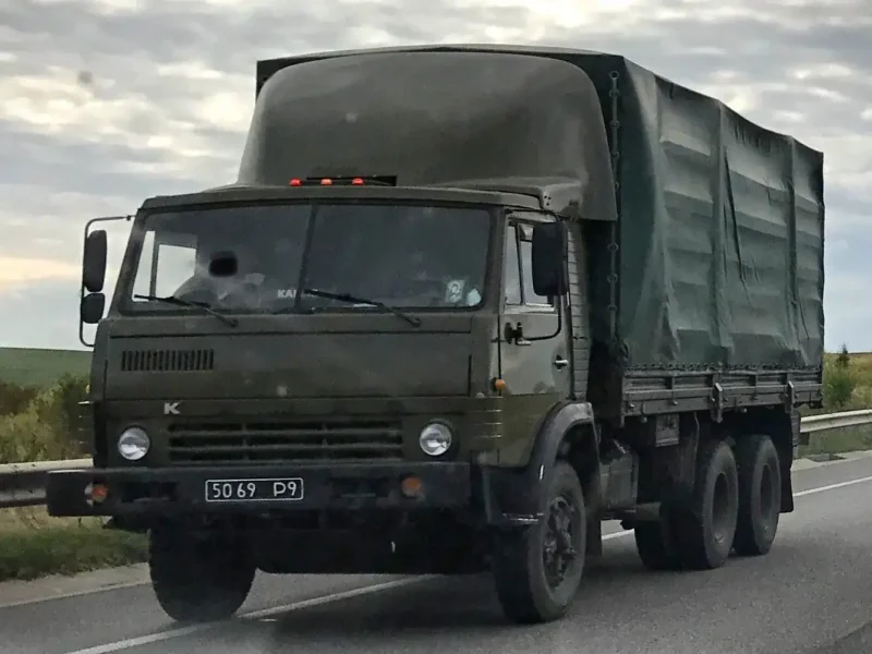 КАМАЗ 53212 бортовой военный