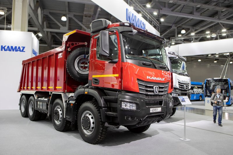 КАМАЗ 65805 самосвал