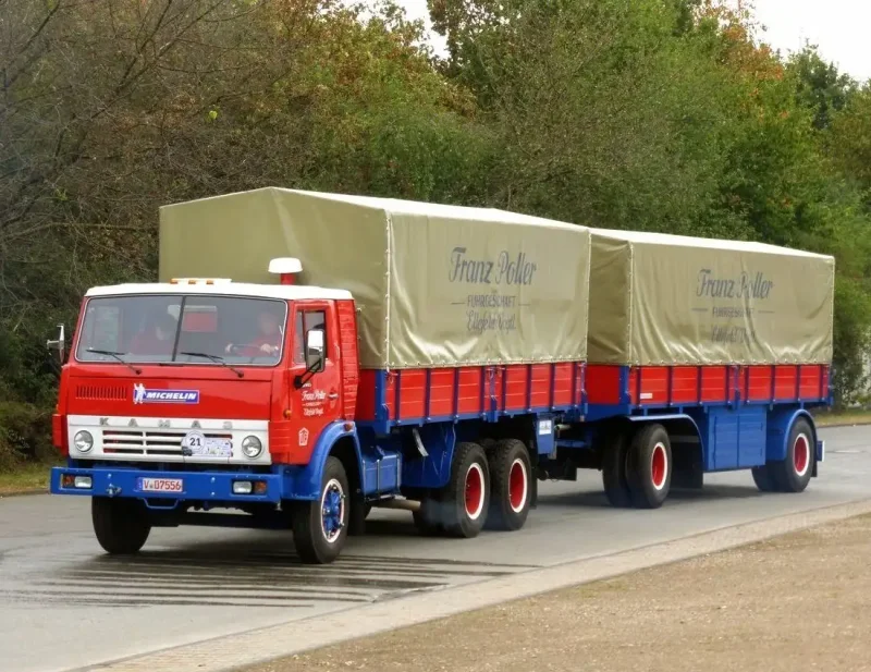 КАМАЗ (KAMAZ) 53212