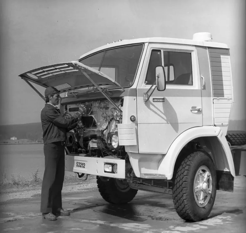 КАМАЗ 53212 салон