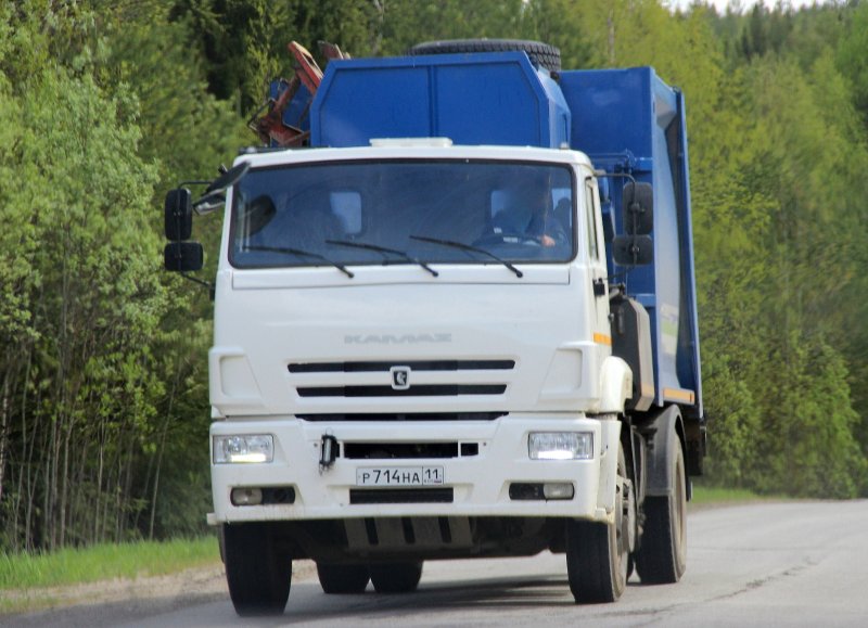 КАМАЗ-53605 седельный тягач
