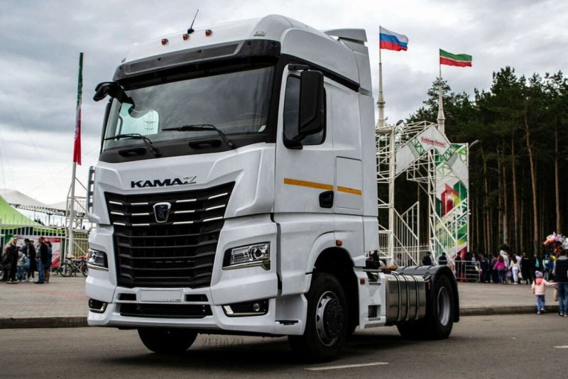 Новый седельный тягач КАМАЗ 54901