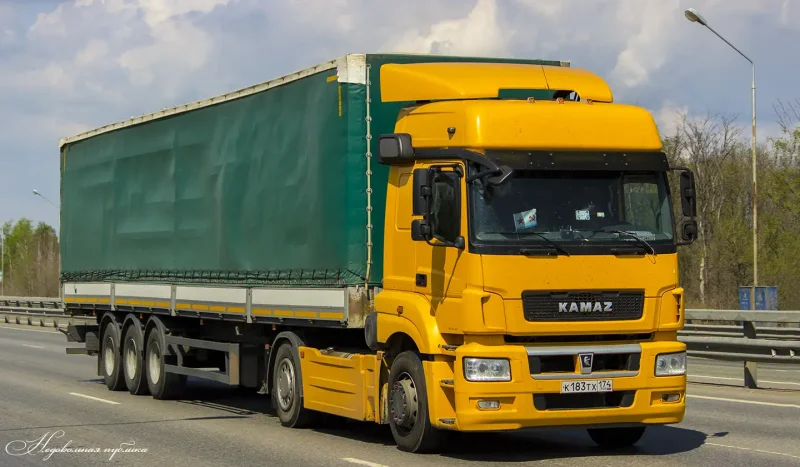Тягач Mack Volvo