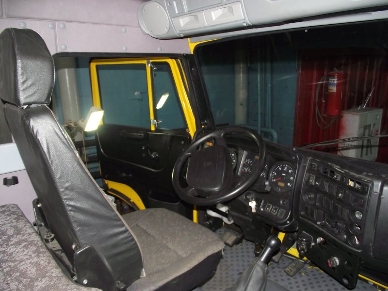 КАМАЗ 4308 кабина