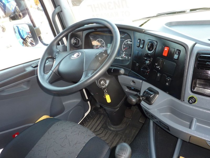 КАМАЗ 4308 2007 салон