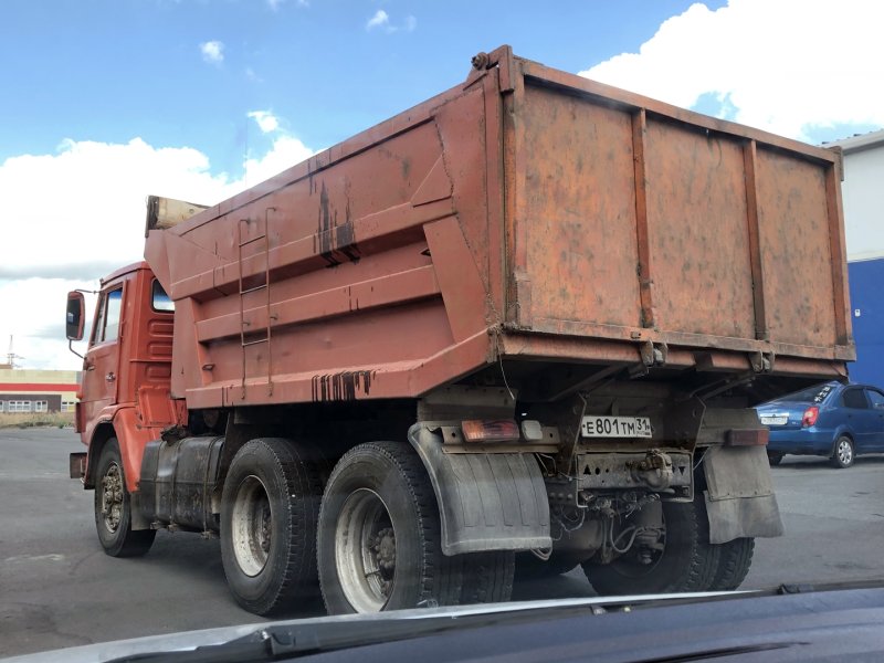 КАМАЗ 55111 сзади