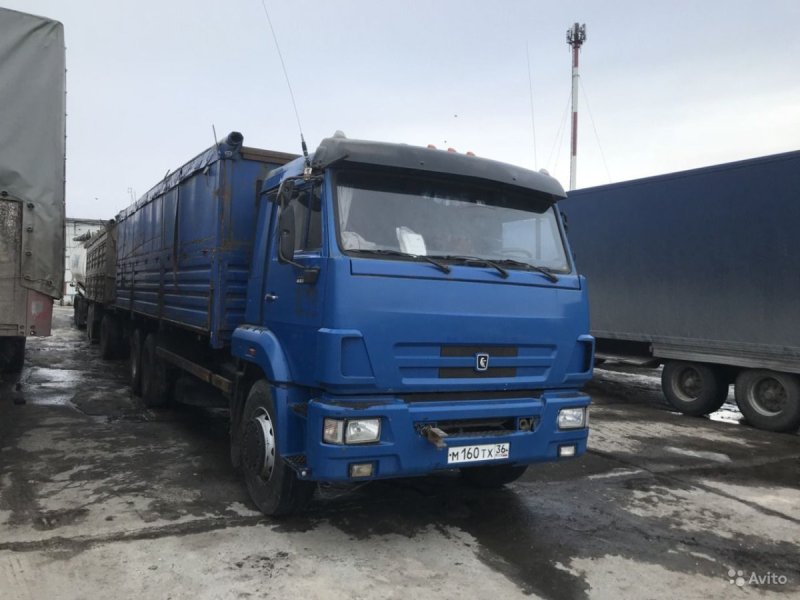 КАМАЗ 65115 салон кабины
