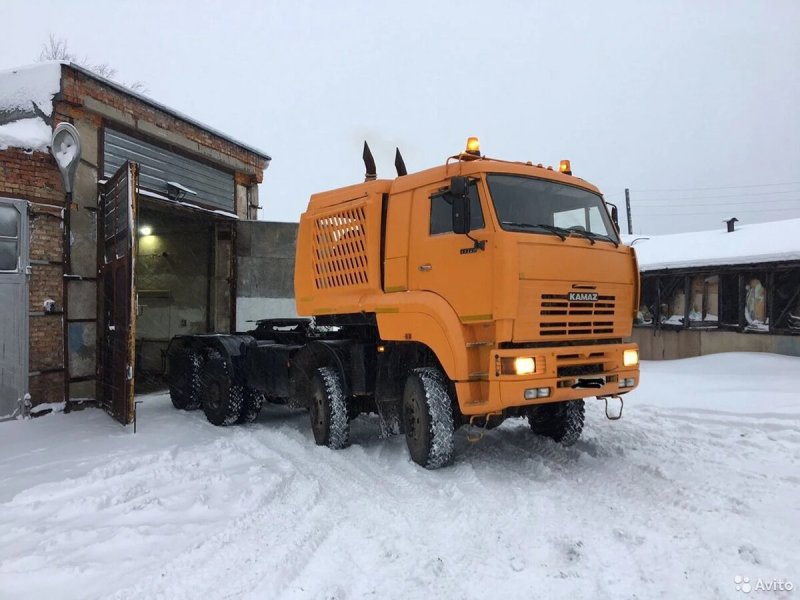 КАМАЗ 65228 8х8