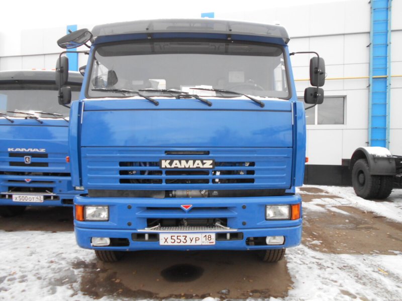 КАМАЗ 65116 синий