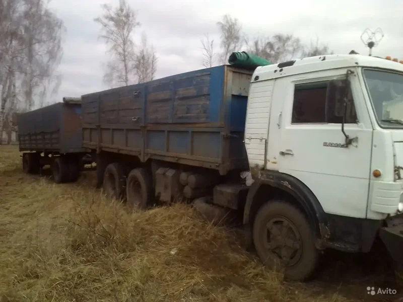 КАМАЗ 53212 грузовик бортовой
