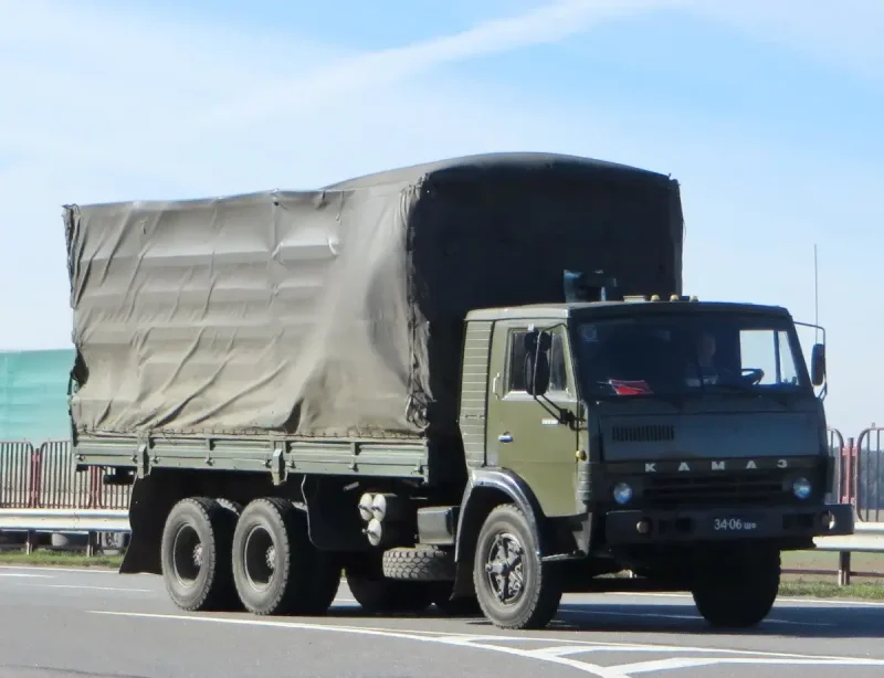 КАМАЗ 53212 бортовой