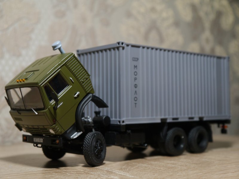 КАМАЗ 53212 контейнеровоз