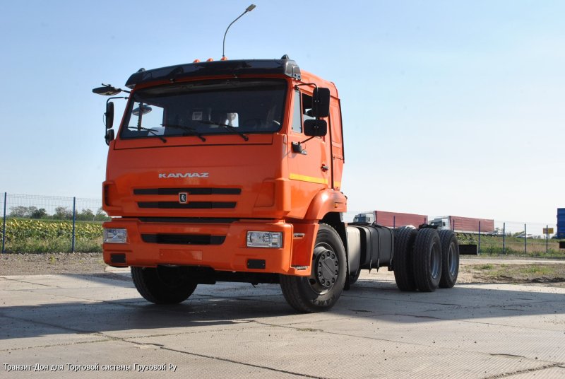 КАМАЗ 65115 седельный тягач
