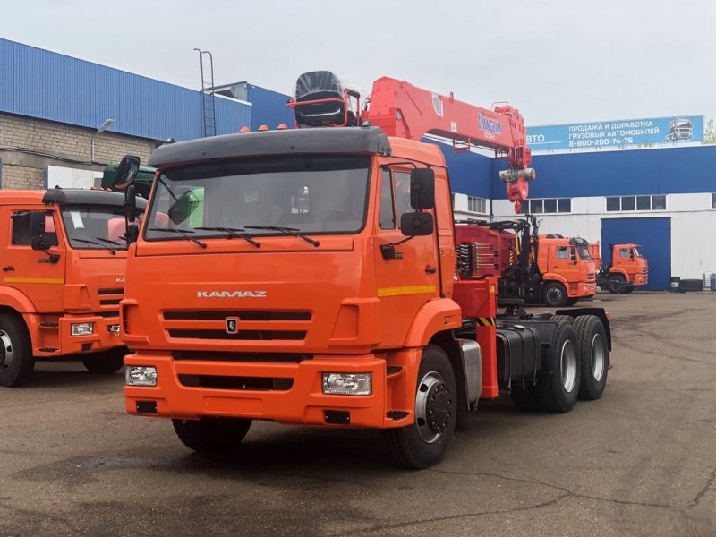 КАМАЗ 65115 тягач