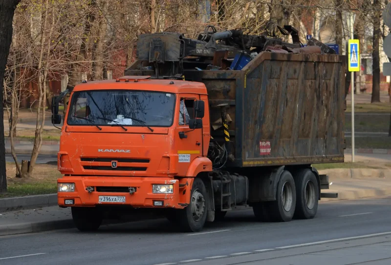 КАМАЗ 6520 старый