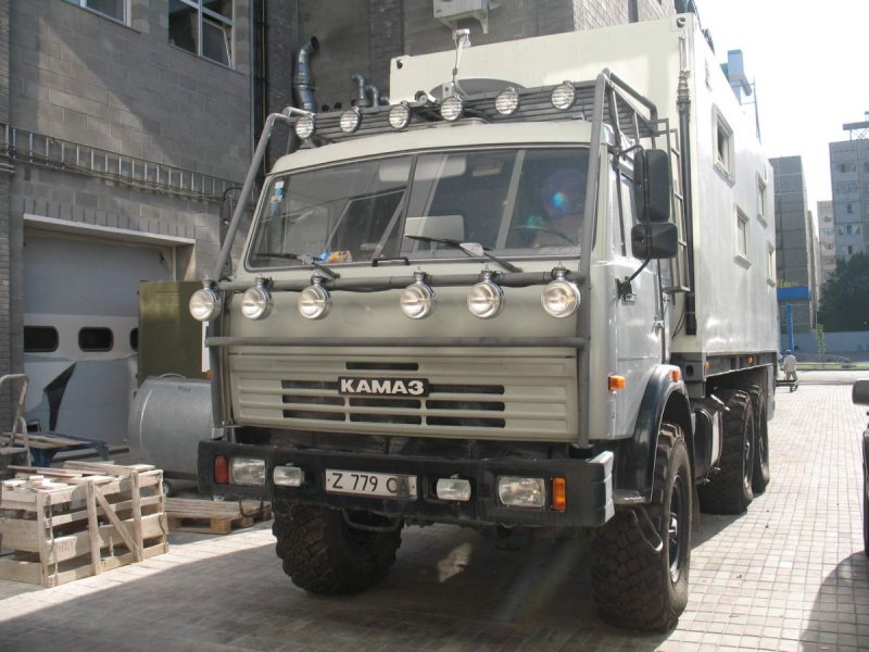 КАМАЗ 43118