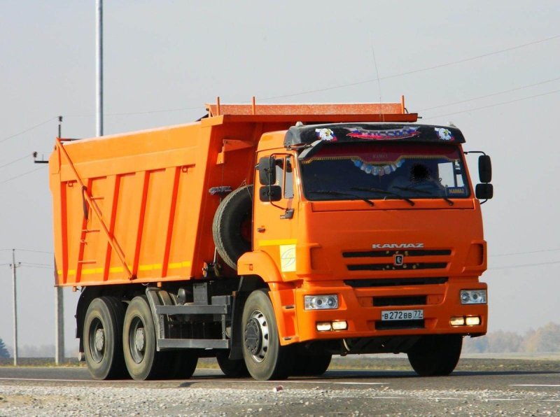 КАМАЗ 6520