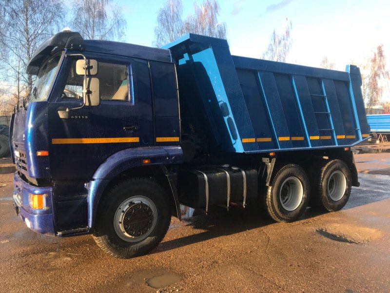 КАМАЗ 65115 самосвал со спальником