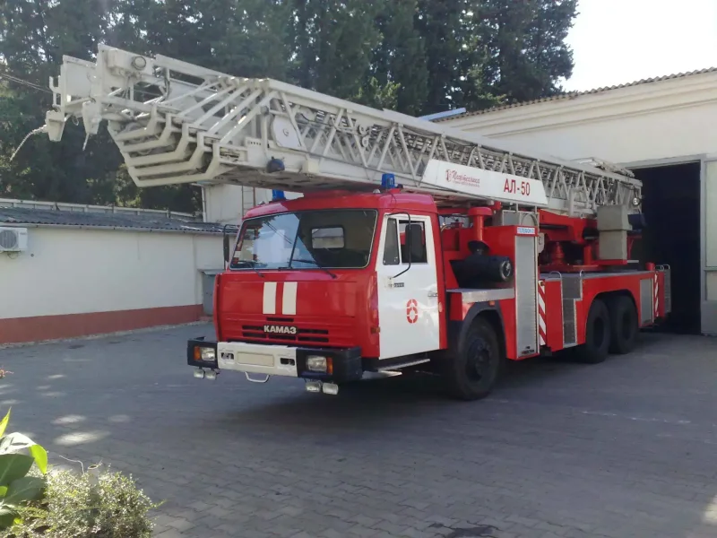 Автолестница пожарная ал-50 (65115)