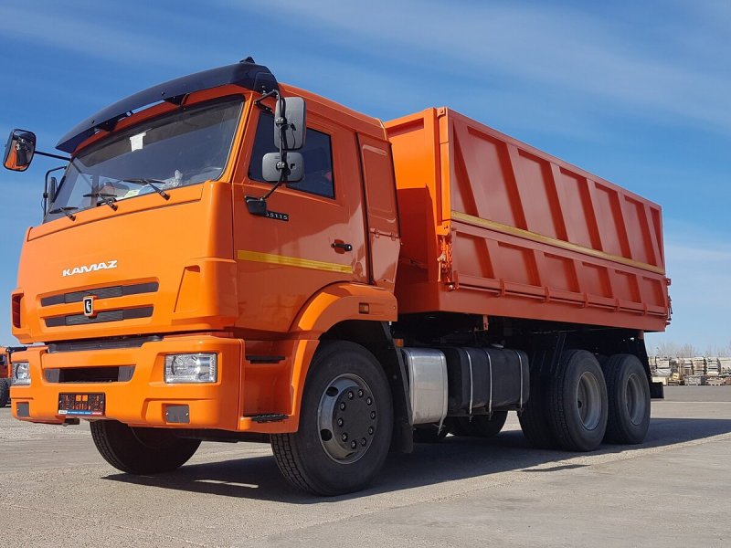 КАМАЗ оранжевый 65115 самосвал