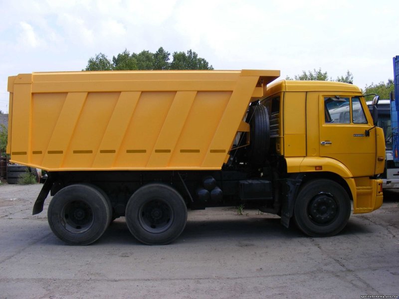 КАМАЗ 65115 самосвал со спальником