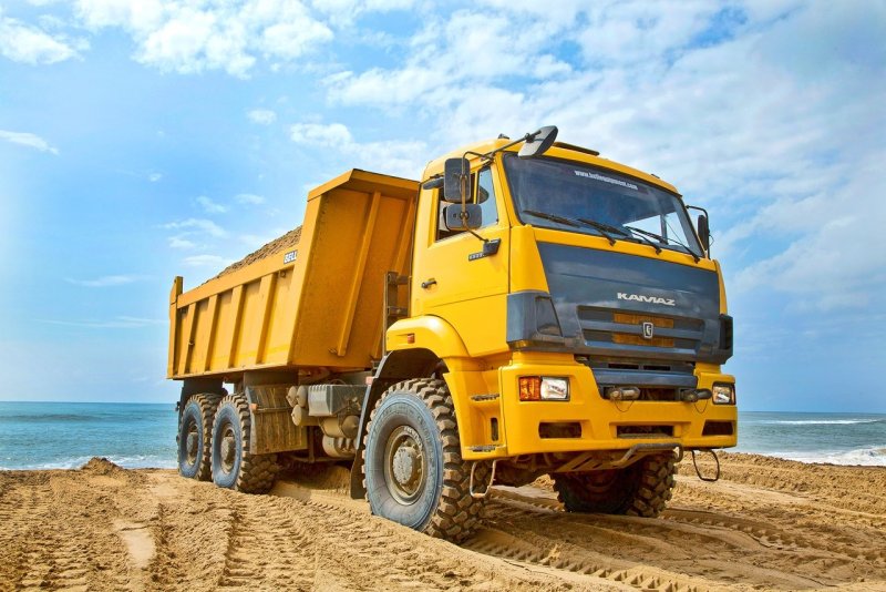 КАМАЗ 653600