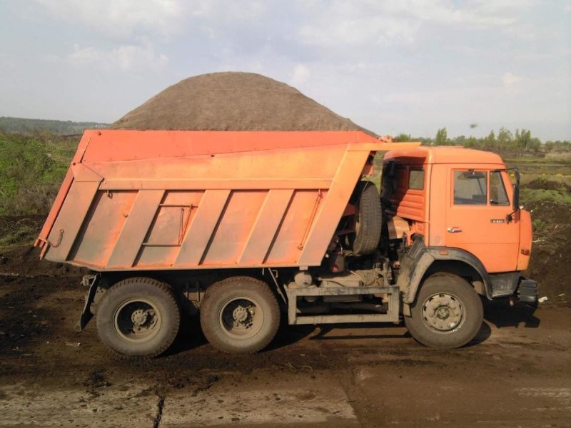 КАМАЗ 65115 самосвал с песком