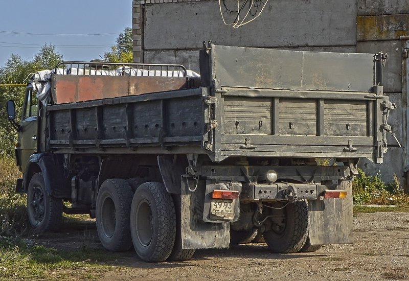 КАМАЗ 55102 сельхозник хаки