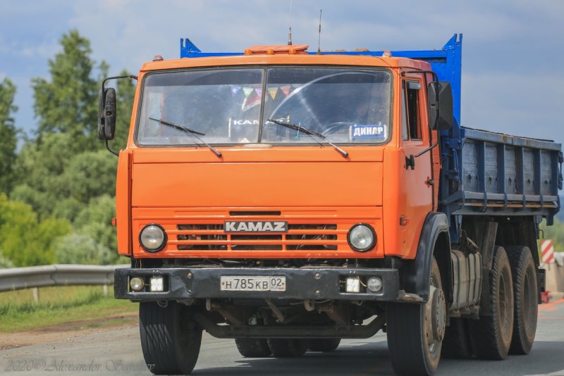 КАМАЗ 55102 оранжевый