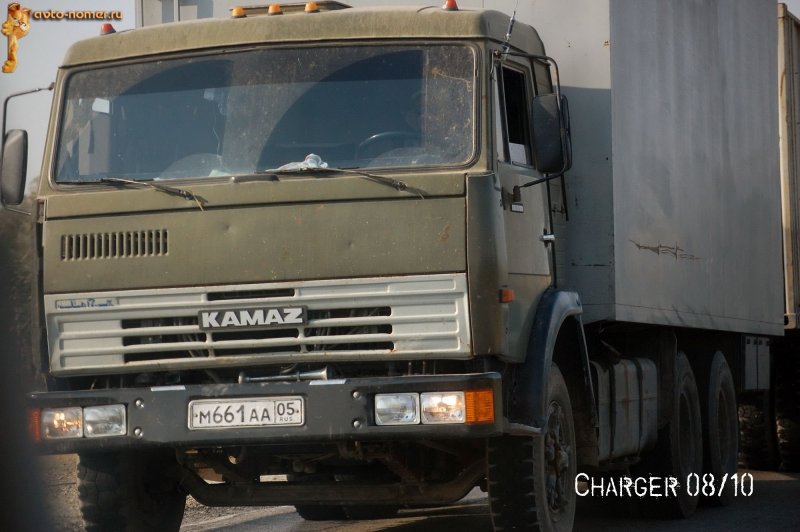 Желтый КАМАЗ 5321