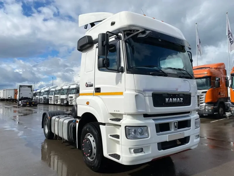 КАМАЗ 5490 контейнеровоз