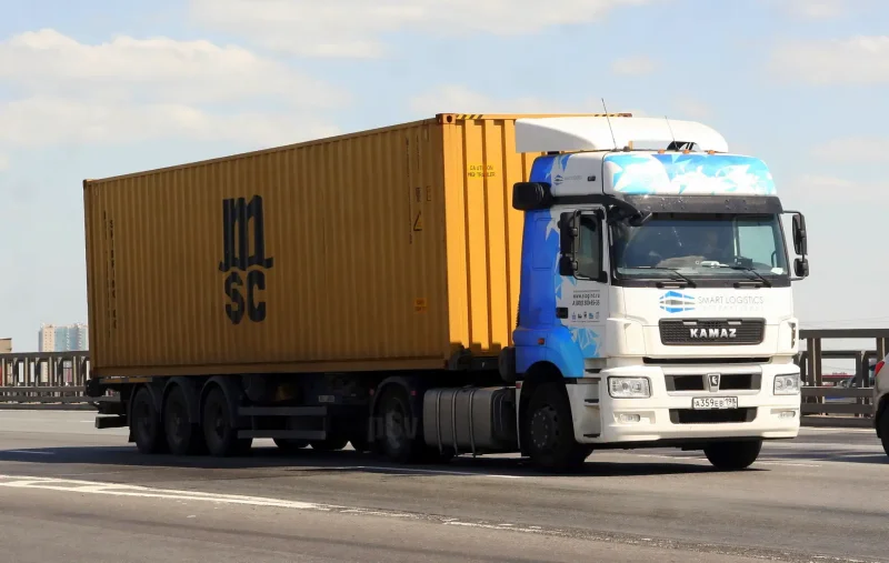 КАМАЗ 5490 С полуприцепом