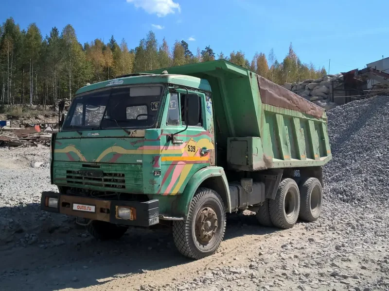 КАМАЗ 55111 самосвал зелёный