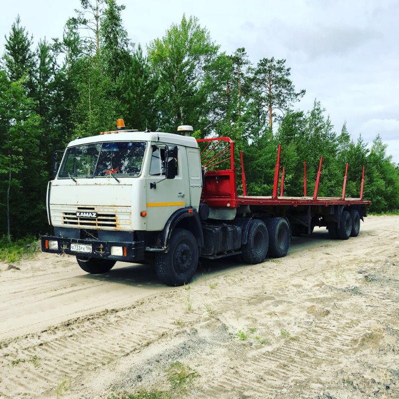 КАМАЗ 54115 седельный тягач с полуприцепом