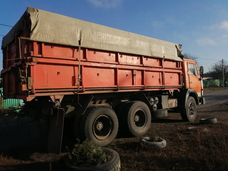 КАМАЗ 55102 сельхозник оранжевый